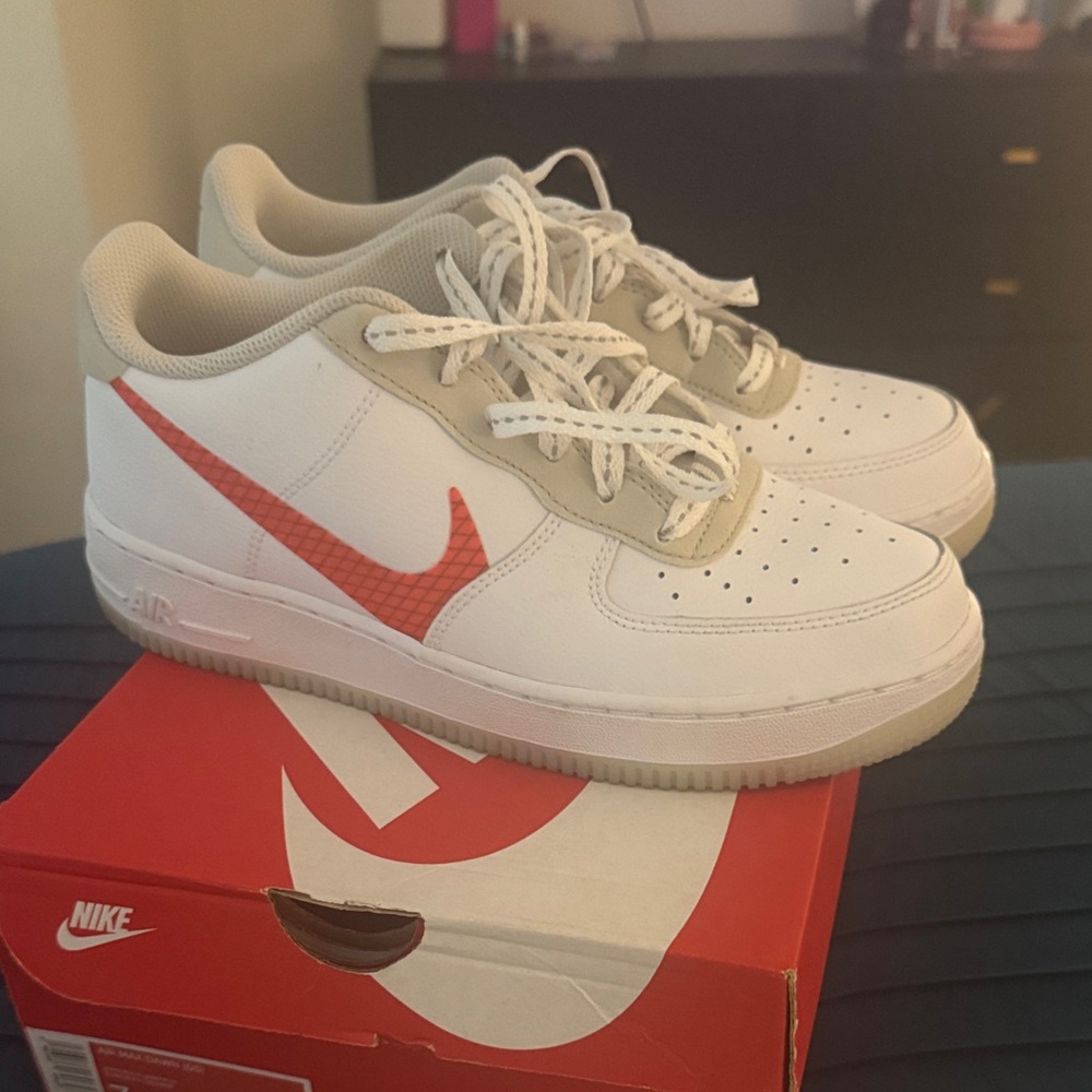 Nike White and Red Air Sneakers